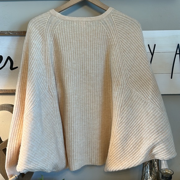 Lilly Pulitzer Arienza Sweater 🍨 - Picture 8 of 12